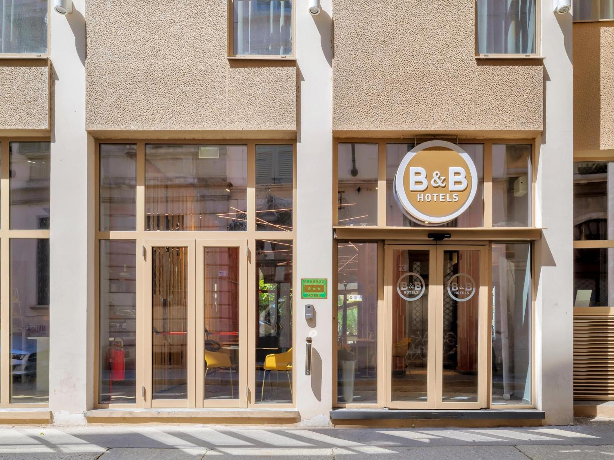 B&B Hotel Milano City Center Duomo Exterior photo