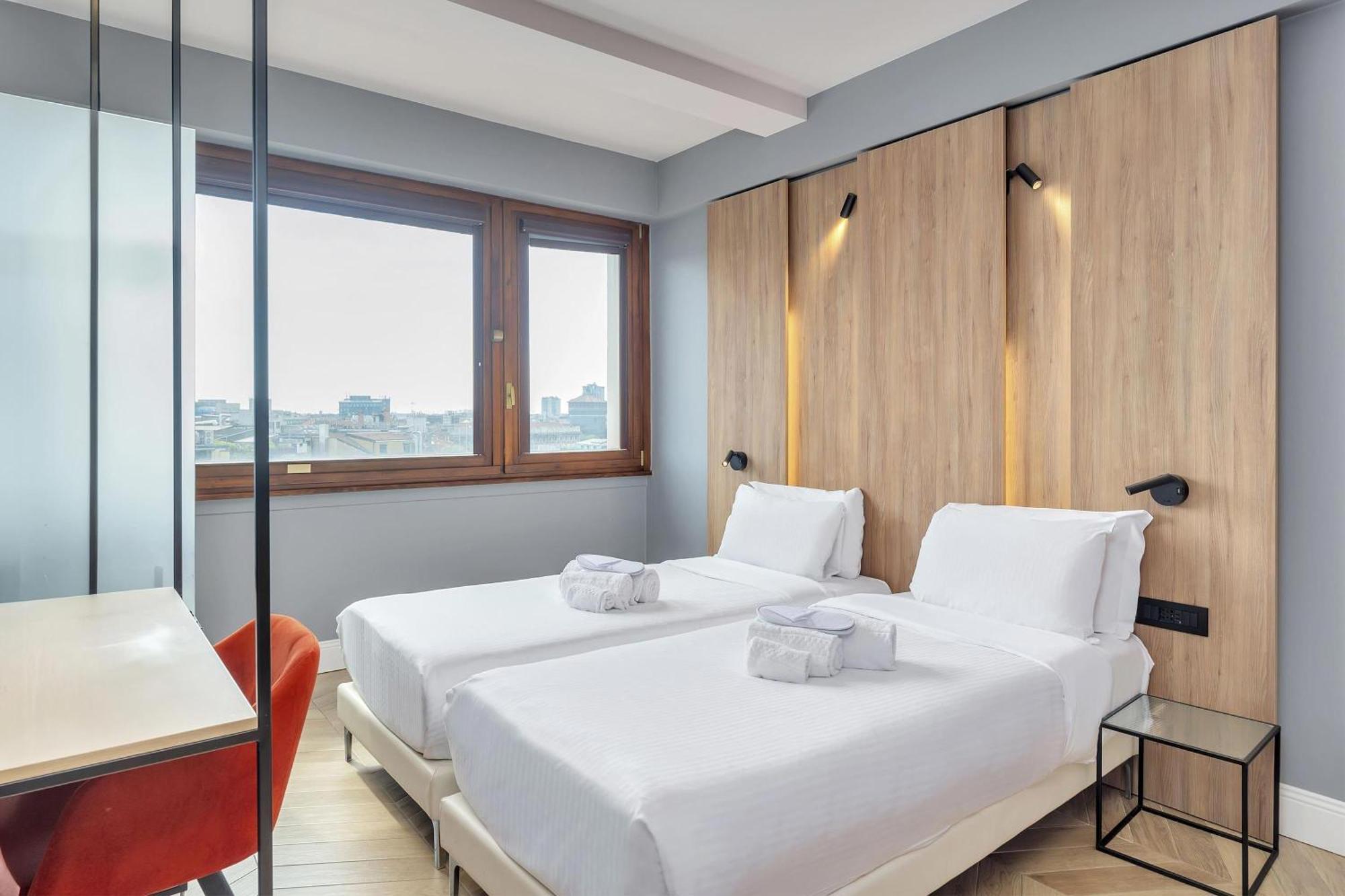B&B Hotel Milano City Center Duomo Exterior photo